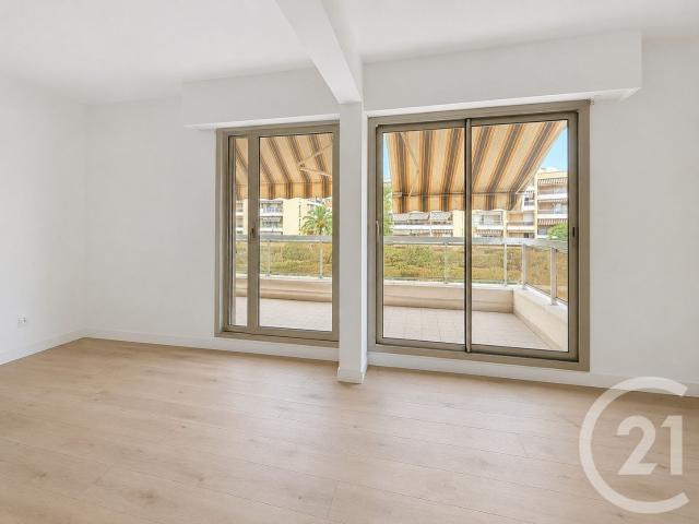 Appartement 2 pièces, 35 m² à louer à Vallauris 06220