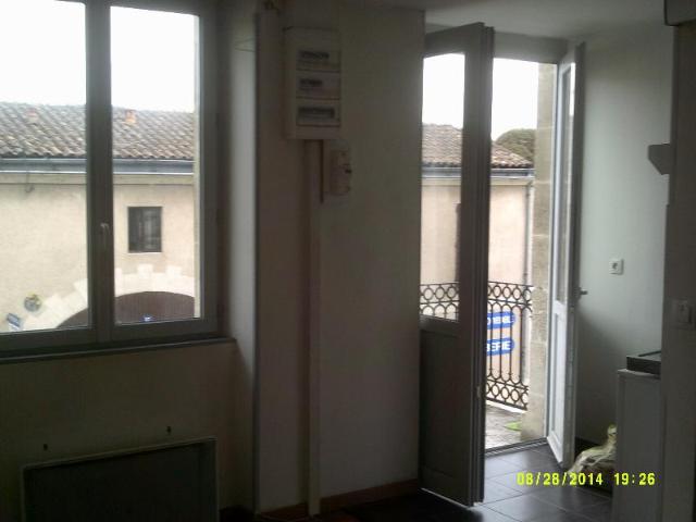Appartement 2 pièces, 35 m² à louer à Cadillac sur Garonne 33410