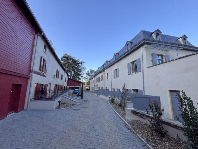 Appartement 2 pièces, 35 m² à louer à Charbonnières les Bains 69260