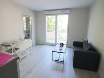 Appartement 2 pièces, 35 m² à louer à Charbonnières les Bains 69260