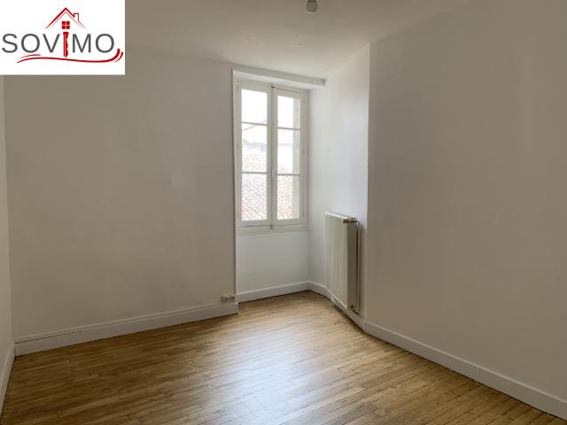 Appartement 2 pièces, 35 m² à louer à Confolens 16500