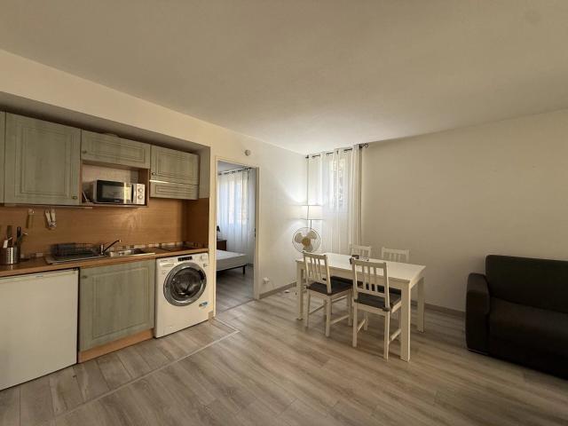 Appartement 2 pièces, 35 m² à louer à Nice 06000