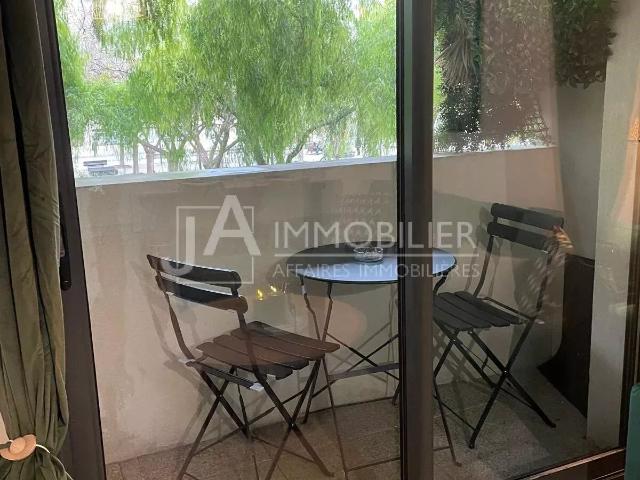 Appartement 2 pièces, 35 m² à louer à Nice 06300