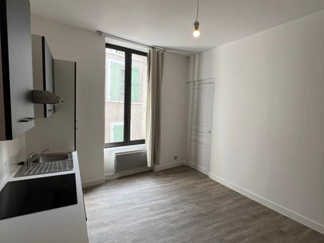 Appartement 2 pièces, 35 m² à louer à Nontron 24300