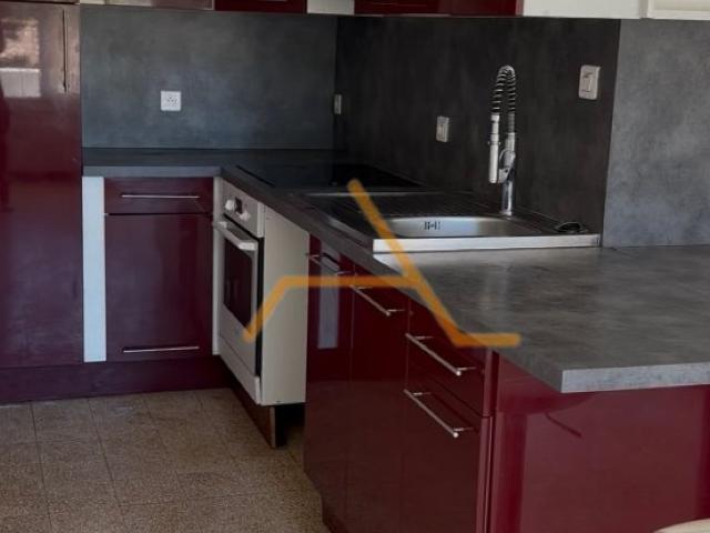 Appartement 2 pièces, 35m² en location à Dieulefit 550 € par mois