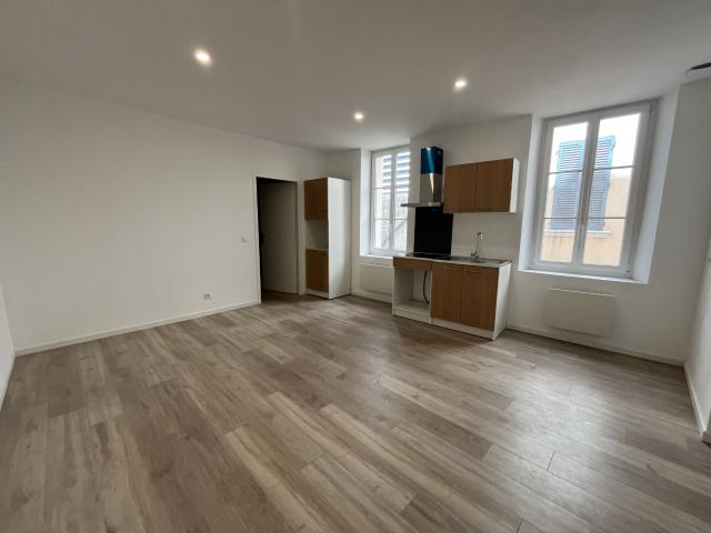 Appartement 2 pièces, 36 m² à louer à Toulon 83000