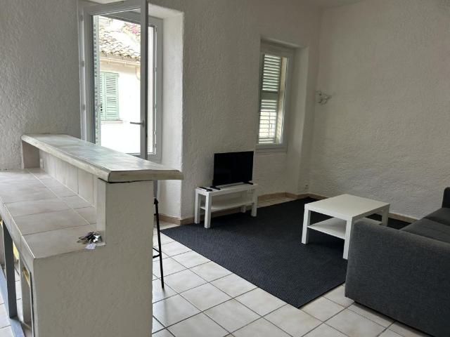 Appartement 2 pièces, 36 m² à louer à Ollioules 83190