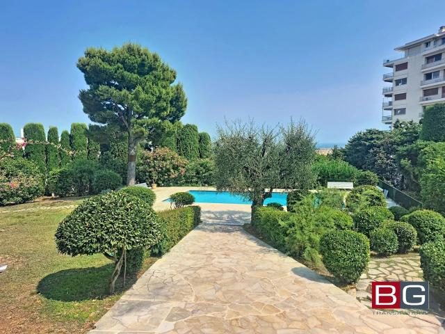 Appartement 2 pièces, 38 m² à louer à Antibes 06600