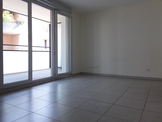 Appartement 2 pièces, 38 m² à louer à Aubagne 13400