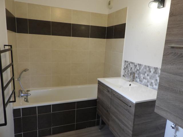 Appartement 2 pièces, 38 m² à louer à Auch 32000