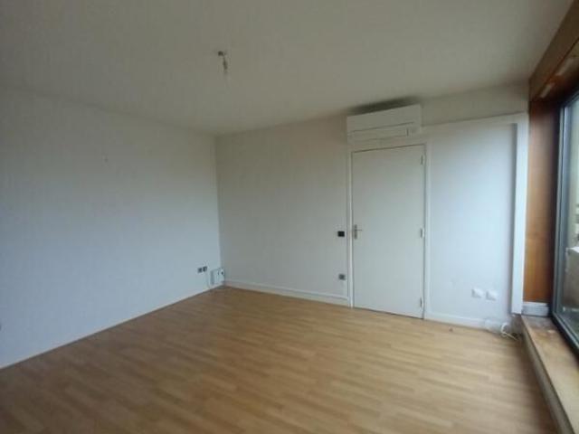 Appartement 2 pièces, 38 m² à louer à Bordeaux 33000