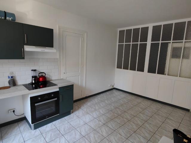 APPARTEMENT T2 dans le centre de BOULIEU