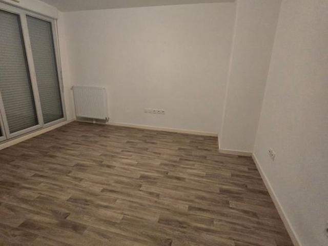 Appartement 2 pièces, 38 m² à louer à Mantes la Ville 78711