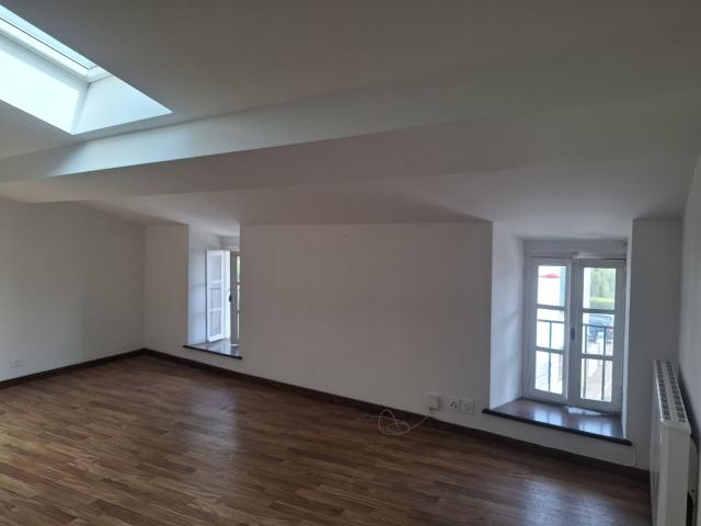 Appartement 2 pièces, 38 m² à louer à Saint Palais 64120