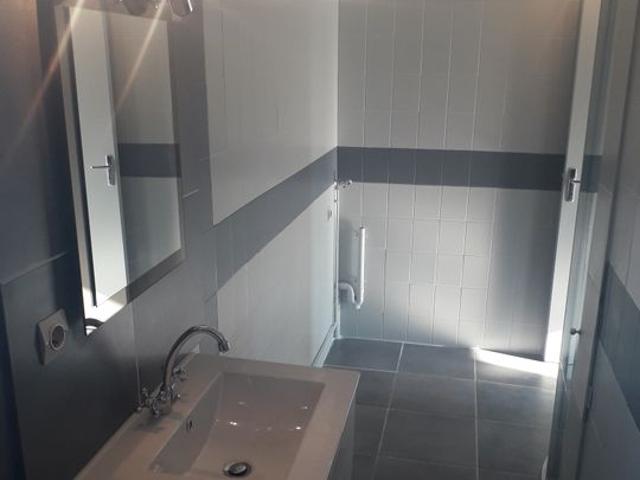 Appartement 2 pièces, 39 m² à louer à Gy l'Évêque 89580