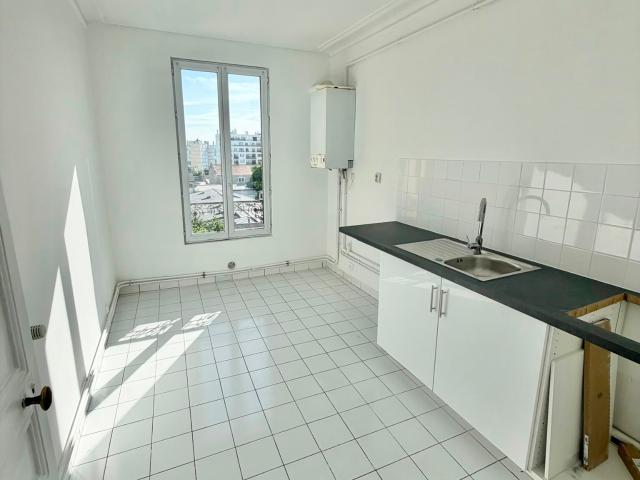 Appartement 2 pièces, 39 m² à louer à Ivry sur Seine 94200