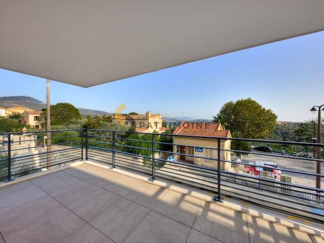 APPARTEMENT 2 PIECES / TERRASSE & PARKING