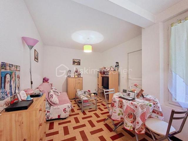 APPARTEMENT 2 PIECES TOULON EST