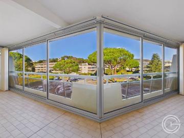 Appartement à louer à Alpes - Terrasse