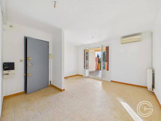 APPARTEMENT 2 PIECES VIDE 7 MONTEE DU COTEAU CAGNES SUR MER