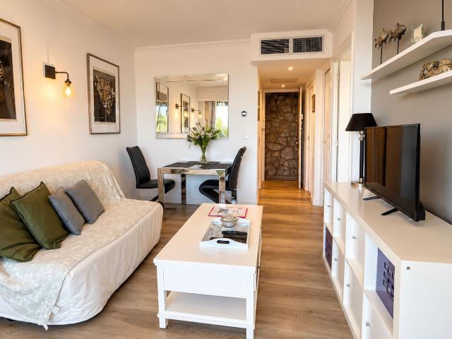 Appartement 2 pièces Villefranche sur Mer 36.33m² 1800€ à louer l'Adresse