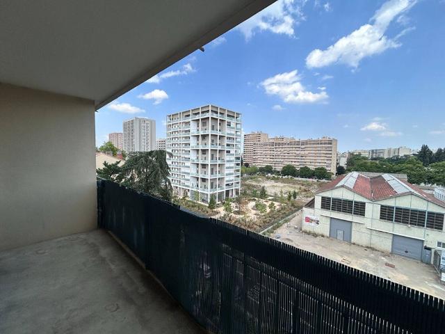 Appartement 2 pièces – VILLEURBANNE