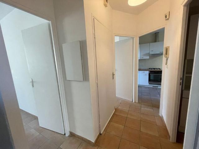 Appartement 2 pièces à louer Montpellier 34000 / Réf: LA2552 IMMOBILIAFR