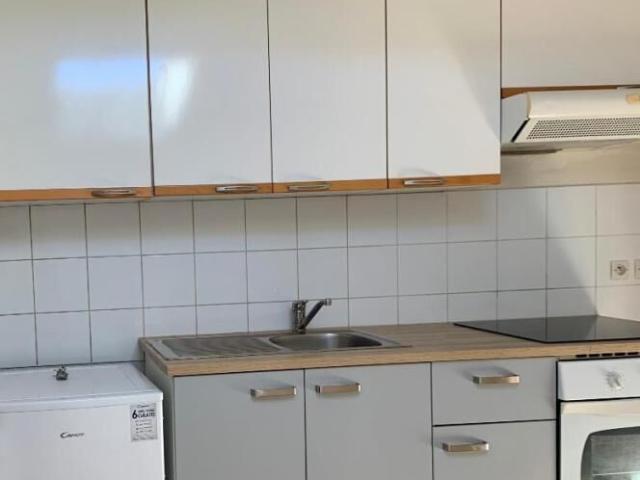 Appartement 2 pièces, à louer à Bordeaux 33800