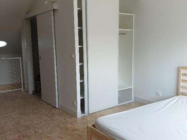 Appartement 2 pièces, à louer à Bordeaux 33000