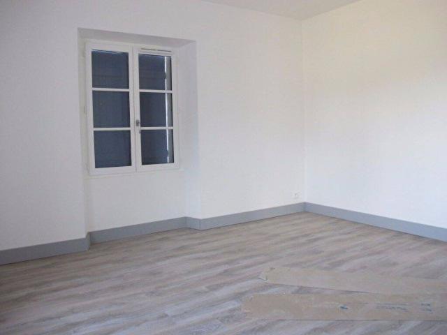 Appartement 2 pièces à louer à Blandy Exclusivité Guy Hoquet