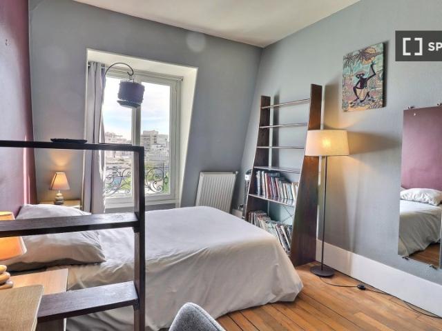 Appartement 2 pièces à louer à Gambetta, Paris