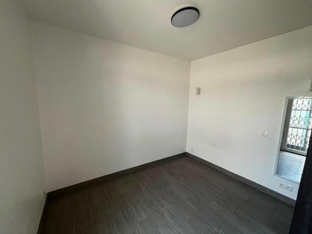 Appartement 2 pièces, à louer à Nîmes 30000