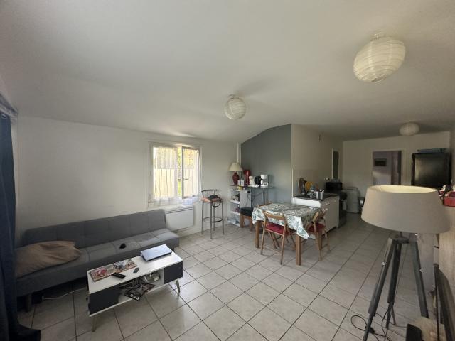 Appartement 2 pièces à louer: Vaux le penil
