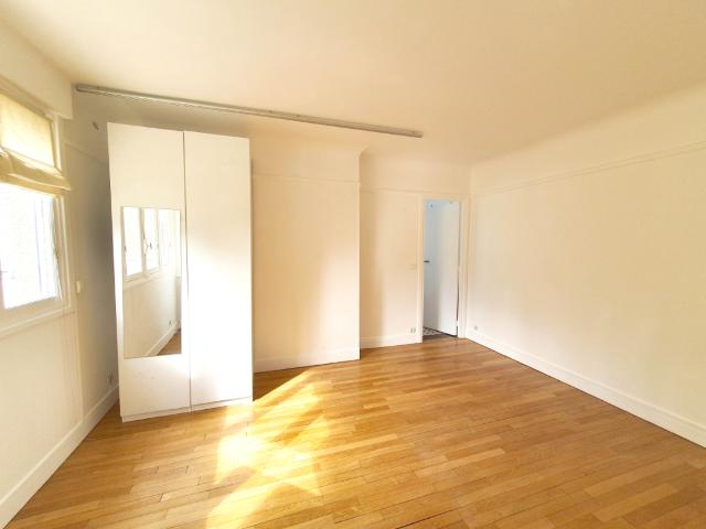 Appartement 2 pièces à Paris 15
