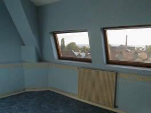 Appartement 2 pièces à Saint Max