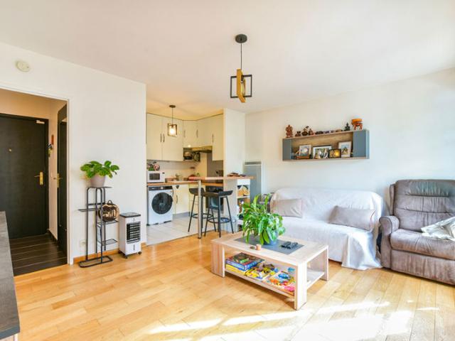 Appartement 2 pièces à vendre Centre ville de Brie Comte Robert
