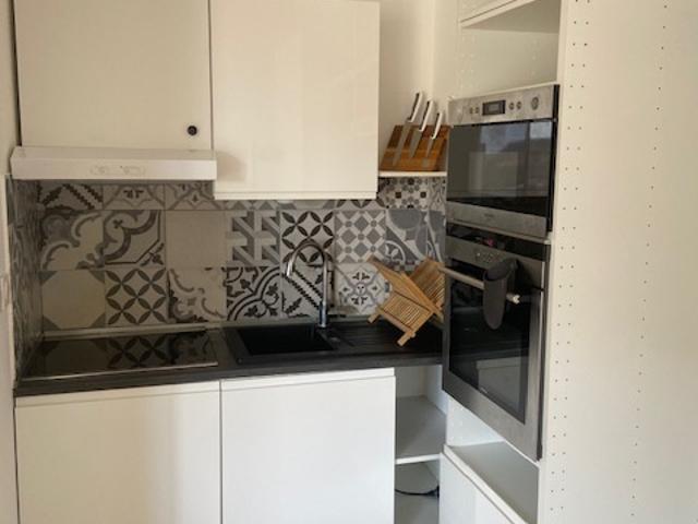Appartement 2 pièces à vendre Nice Riquier Résidence récente Balcon Proche gare et commerces