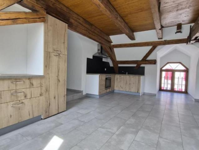 Appartement 2 pièces au 4ème étage