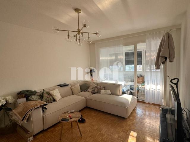 Appartement 2 pièces au 12ème étage