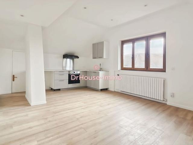 Appartement 2 pièces au 2ème et dernier étage – Commune de Mauchamps