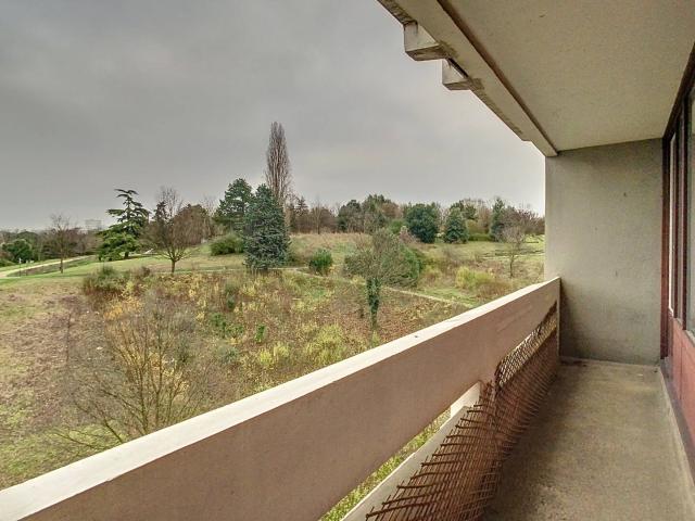 Appartement 2 pièces avec balcon et cave