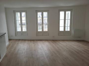 Appartement 2 pièces avec balcon Paris 2ème arrondissement