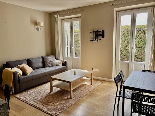 Appartement 2 pièces avec jardin privatif et parki