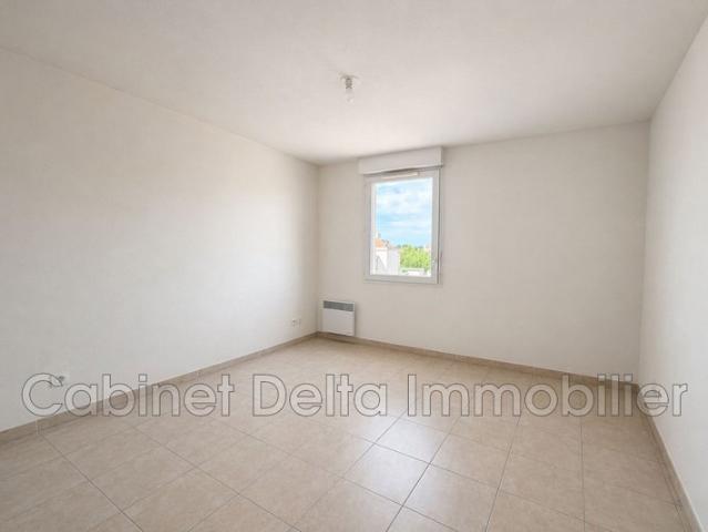 Appartement 2 pièces avec terrasse et place de parking