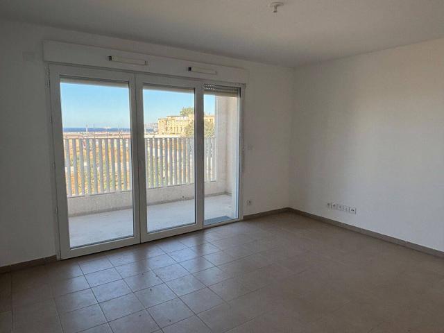Appartement 2 Pièces avec terrasse et stationnement