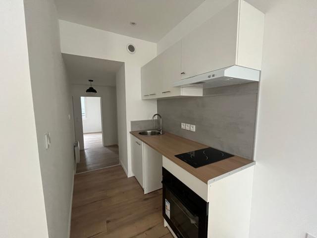 Appartement 2 pièces Castelnaudary 46.75m² 429€ à louer