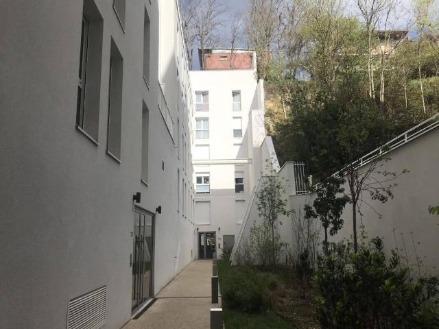 APPARTEMENT 2 PIECES CHAVILLE