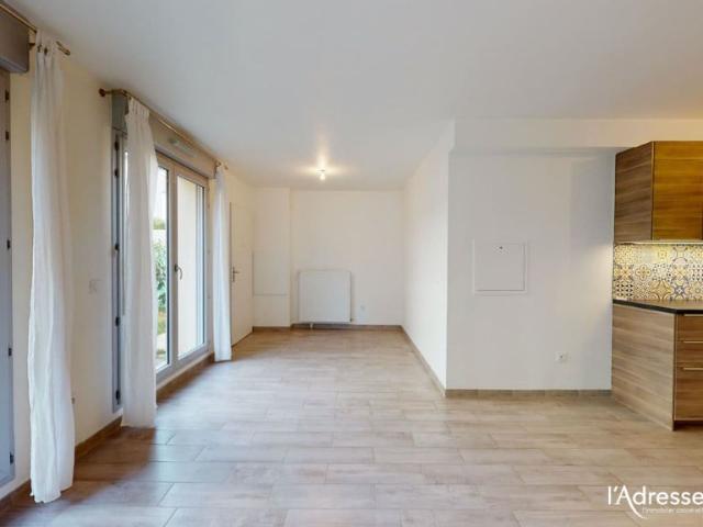 Appartement 2 pièces Chilly Mazarin 45.23m² 790€ à louer l'Adresse