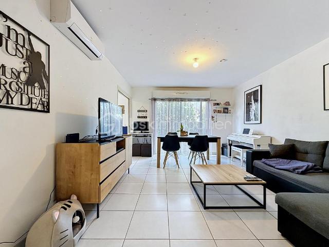 APPARTEMENT 2 PIÈCES DE 42 m2 EN RDC AVEC TERRASSE ET GARAGE