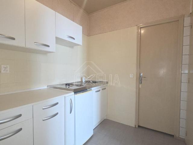Appartement 2 pièces de 37 m² au 1er étage PROCHE GARE EN CENTRE VILLE DE MANTES LA JOLIE